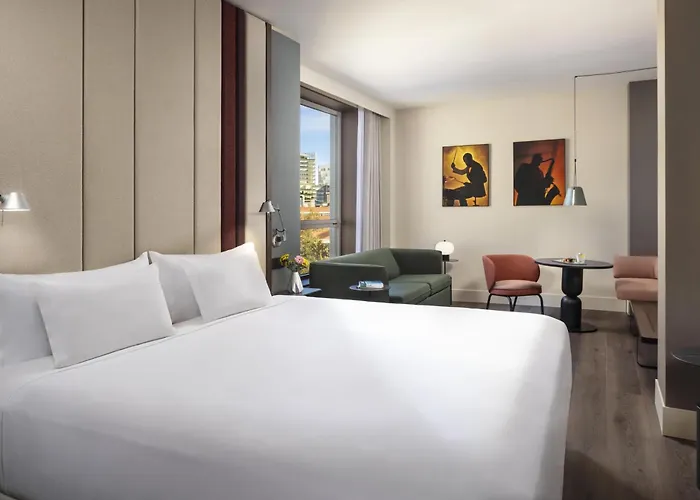 Nh Barcelona Diagonal CenterAlbergo